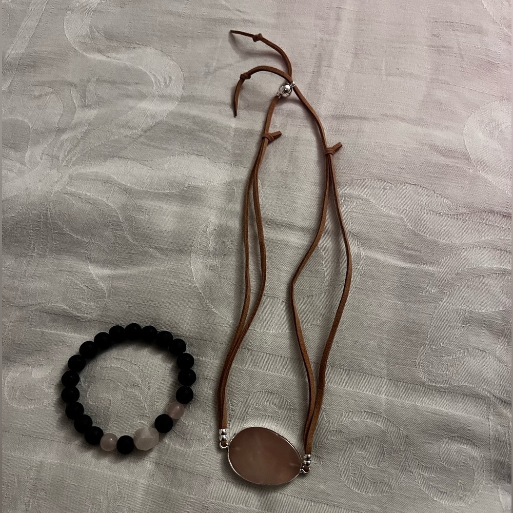 Pink stone jewelry - Picture 4 of 7
